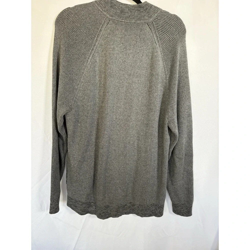 tommy bahama sweater size‎ large Long Sleeve 1/4 zip gray